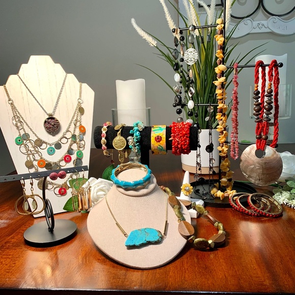 Jewelry - Large BOHO Vintage Jewelry Bundle, Lot, Grab bag, 23 Pieces
